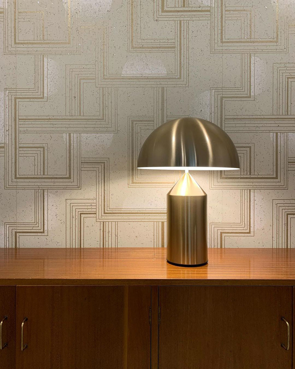 Atollo Geometric Metal Table Lamp