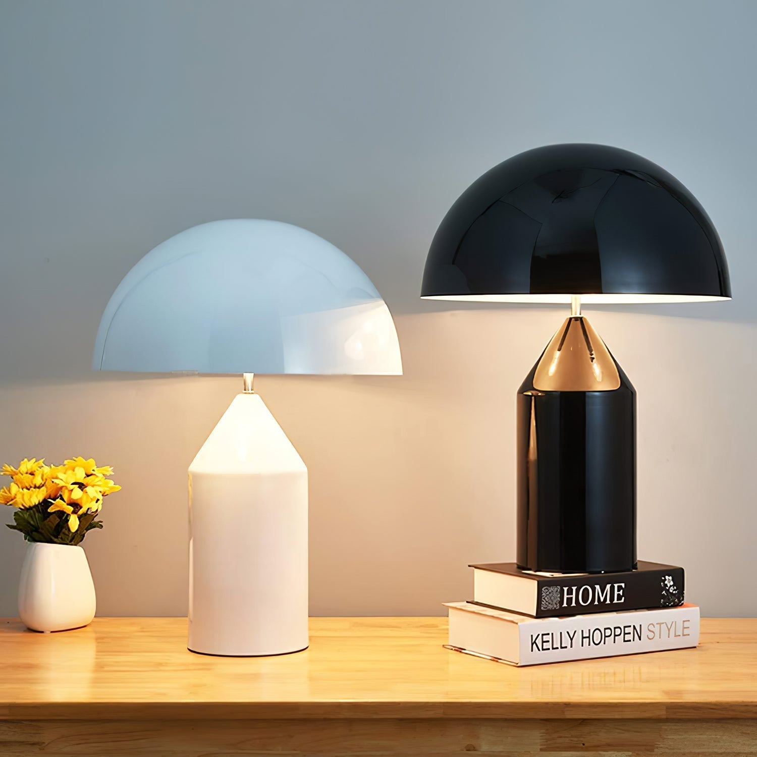 Atollo Geometric Metal Table Lamp
