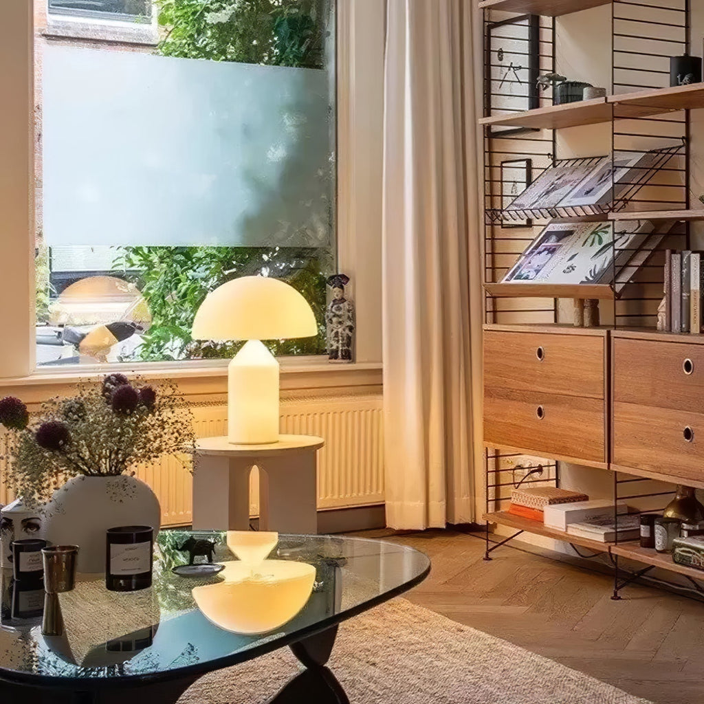 Lampada da tavolo moderna Atollo, oro, finiture opaca e lucida