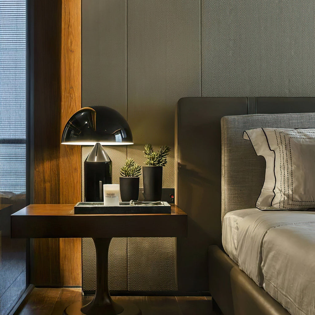 Lampada da tavolo moderna Atollo, oro, finiture opaca e lucida