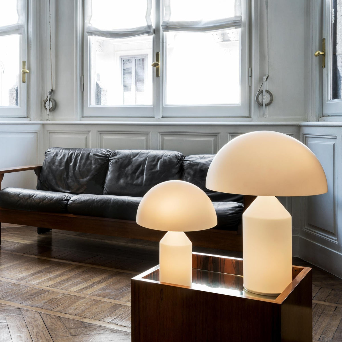 Lampada da tavolo moderna Atollo, oro, finiture opaca e lucida