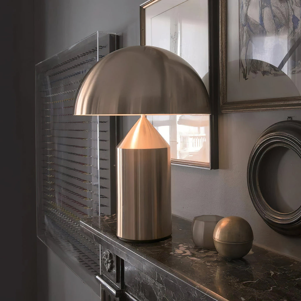 Lampada da tavolo moderna Atollo, oro, finiture opaca e lucida