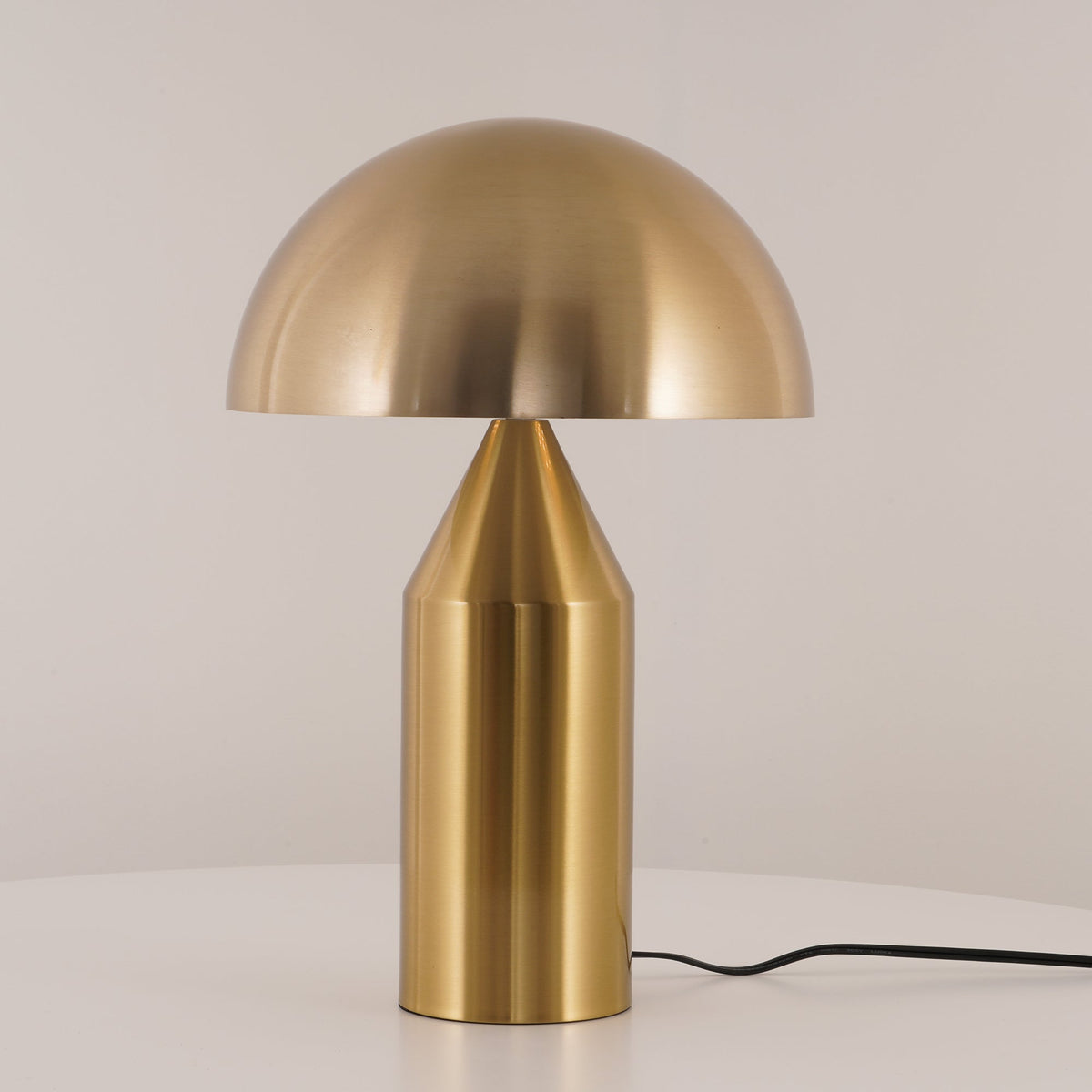 Lampada da tavolo moderna Atollo, oro, finiture opaca e lucida