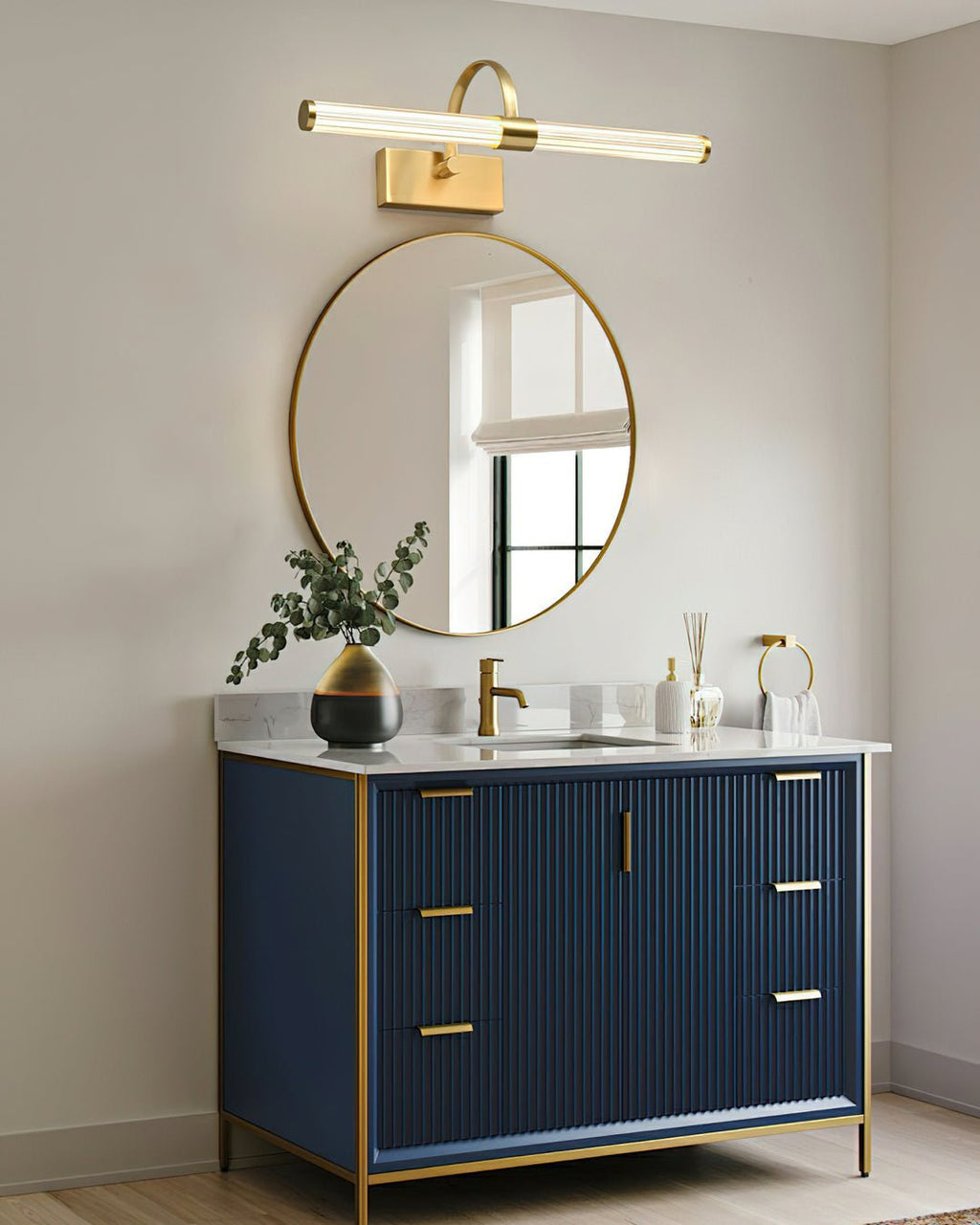 Beryl moderne minimalistisk væglampe — integreret LED, messing, interval på 3000K–6000K