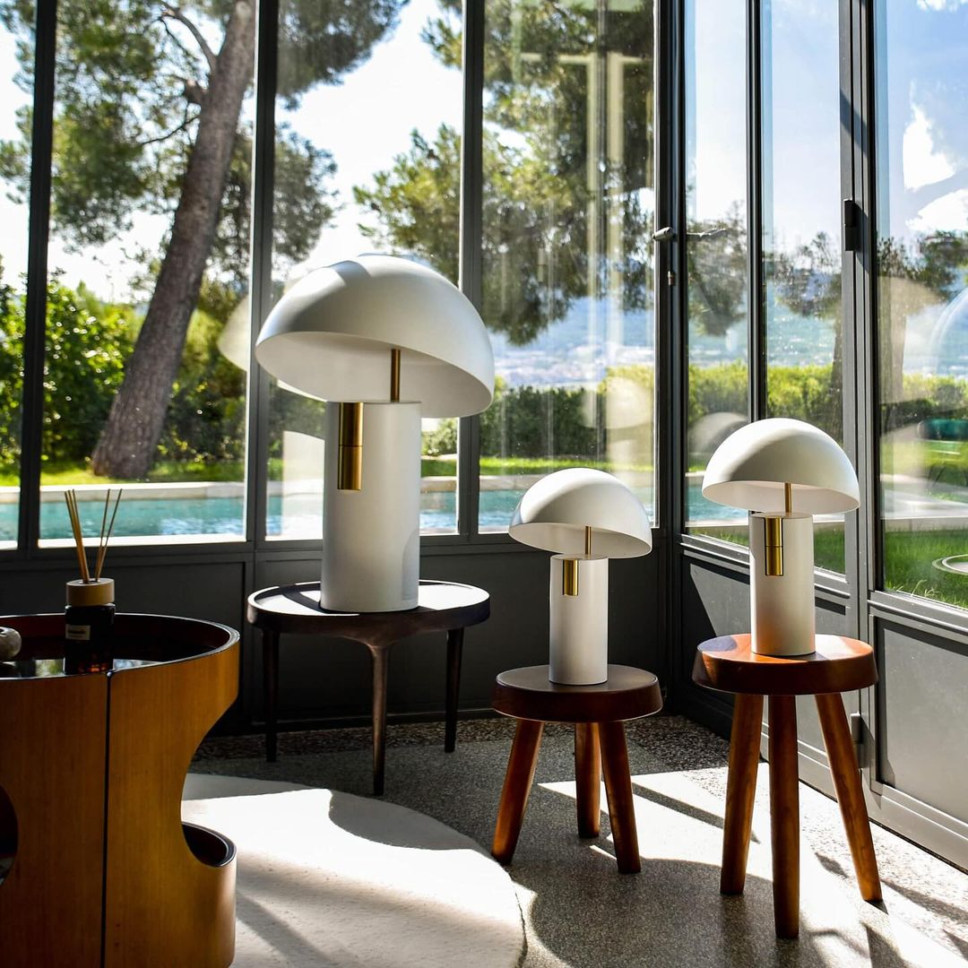 ModiLuxe - 优雅现代设计台灯