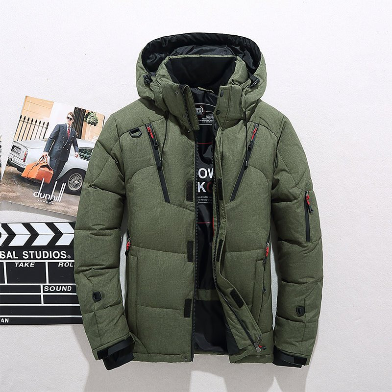 Parka de invierno GlacierGuard para aventureros al aire libre, máxima calidez y protección contra el viento