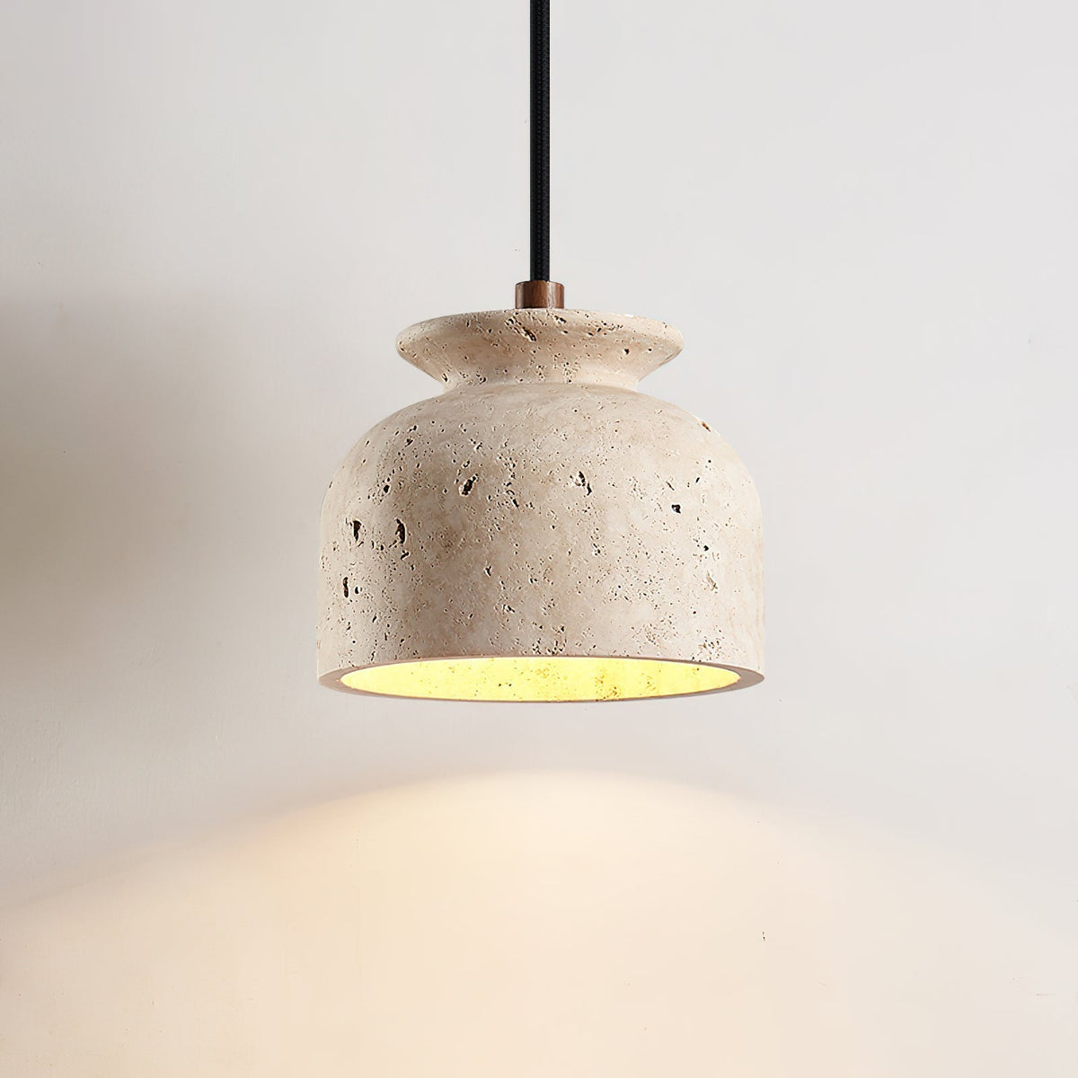 Loxis kunstnerisk pendellampe i travertin — fast tilslutning, E26-fatning, 59 tommer ledning