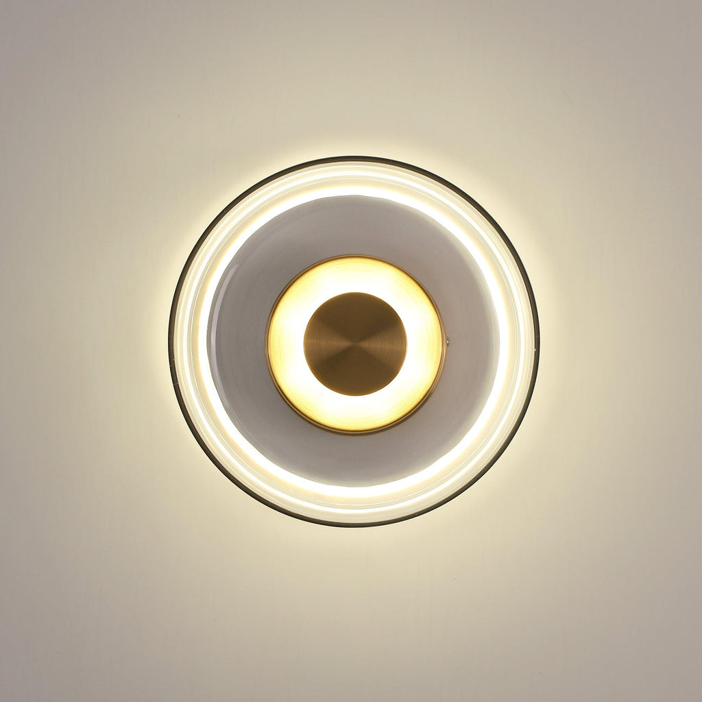 Glimmera rund væglampe — 9″ diameter, slankt design