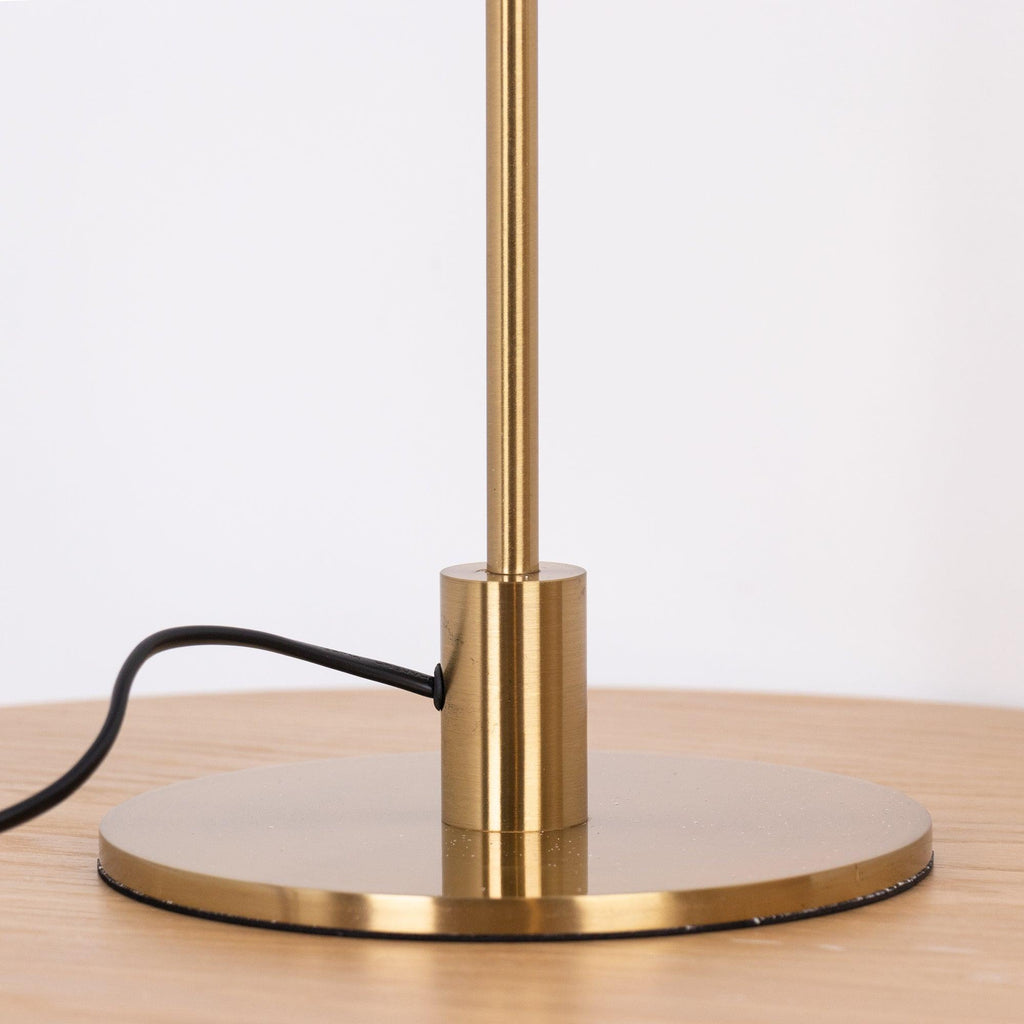 Stolní lampa Solara — zapojení do zásuvky s vypínačem