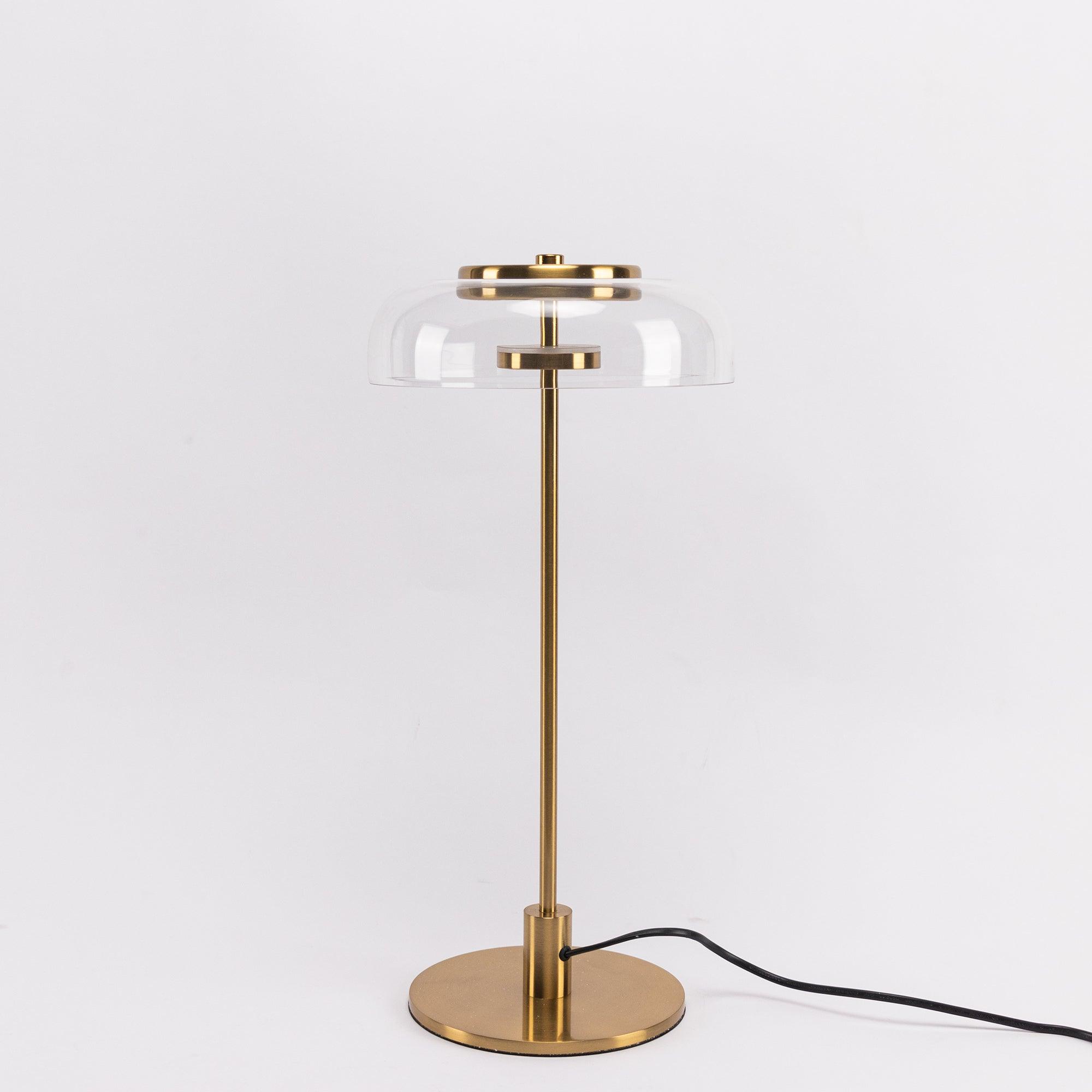 Stolní lampa Solara — zapojení do zásuvky s vypínačem