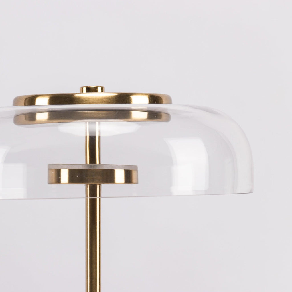 Stolní lampa Solara — zapojení do zásuvky s vypínačem