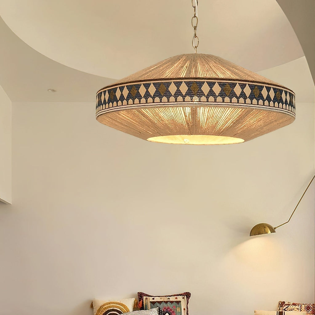 Boho – závěsná lampa s třásněmi