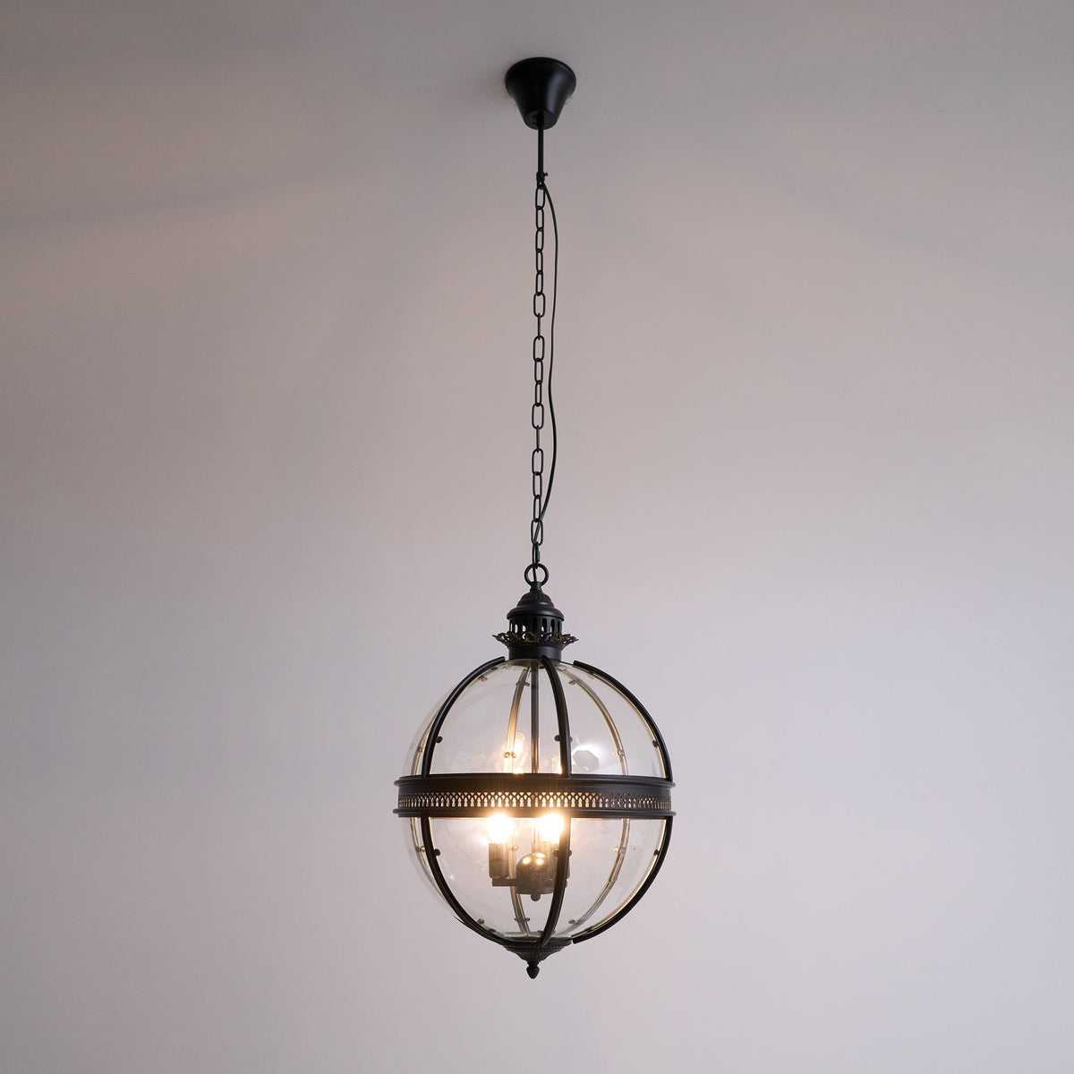Edward retro-pendel i glas — kugleformet