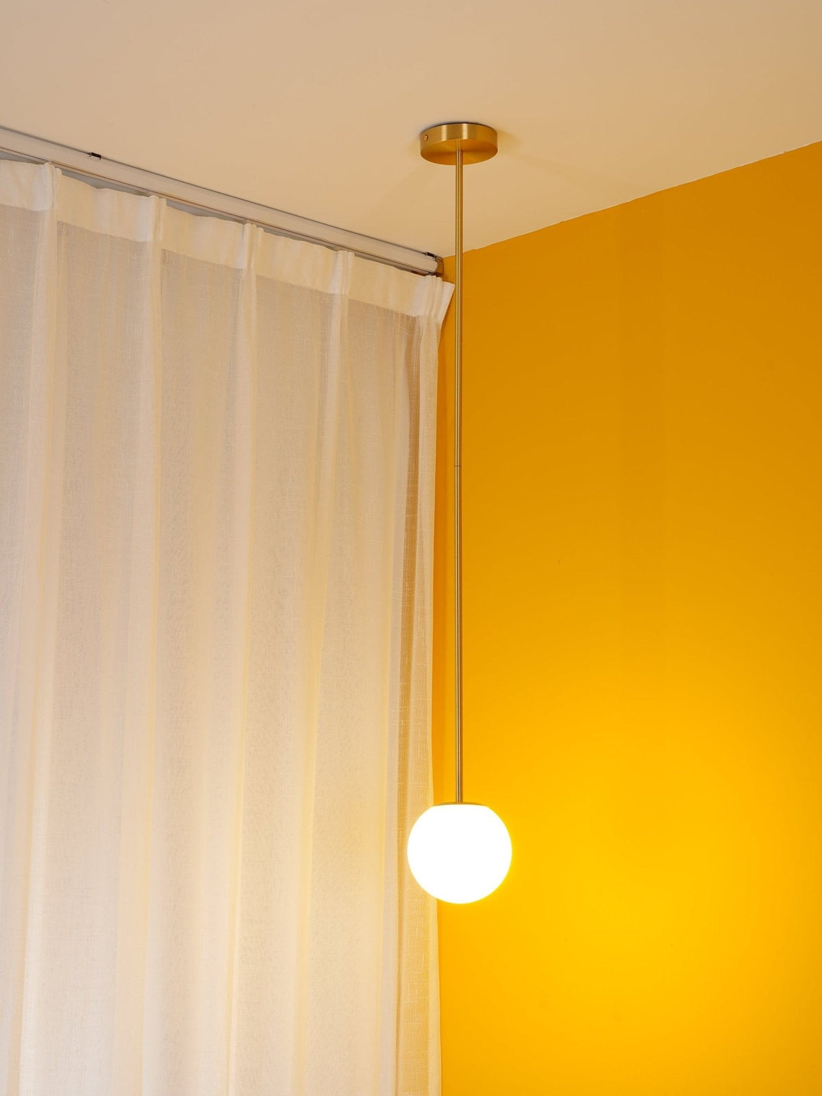 Lustra Architectural Collection takpendellampa i mässing