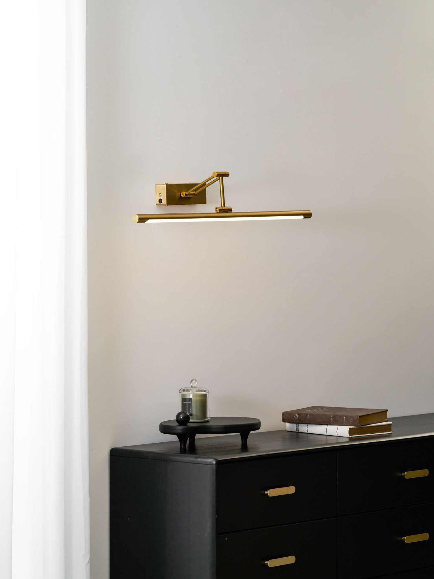 Brillan Frame 可充电壁灯——金色，暖光，约 8W–11W