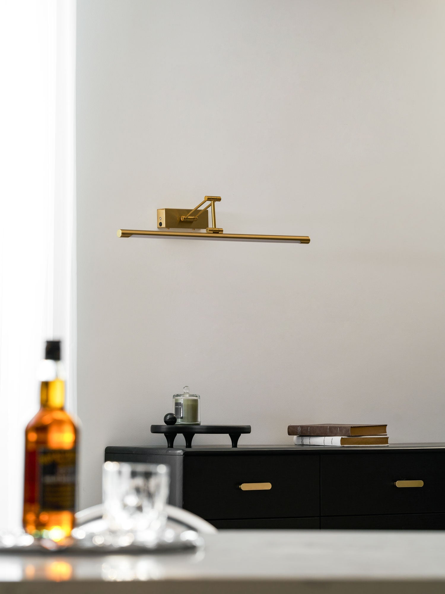 Brillan Frame 可充电壁灯——金色，暖光，约 8W–11W