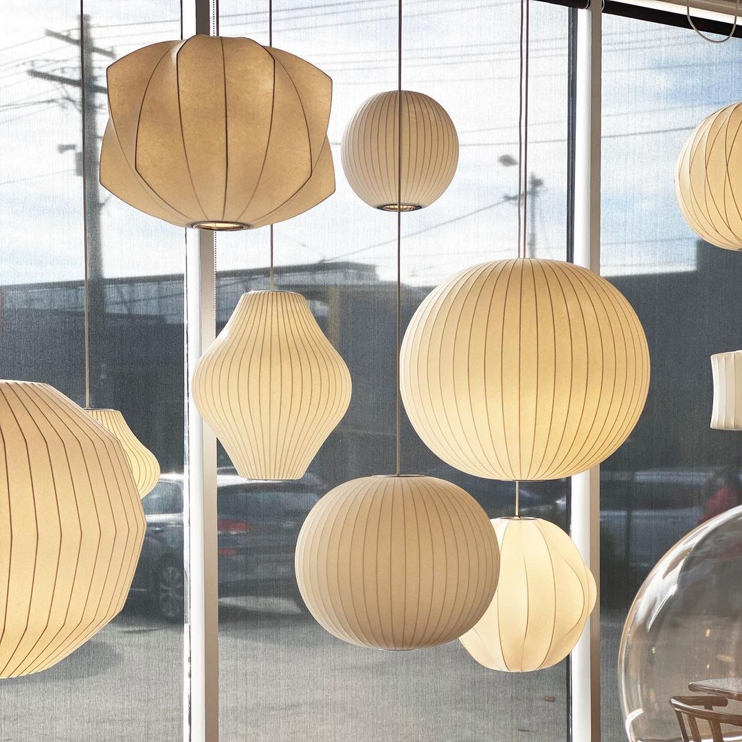 Crisscross Geometric Frame Bubble Pendant Light
