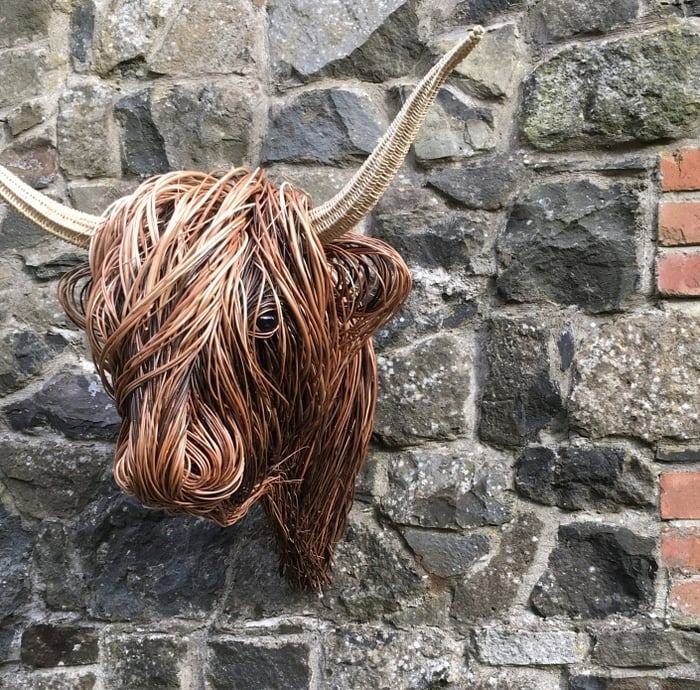 Sculptură de perete cu vacă, cu farmec rustic, de la PastureCraft, pentru iubitorii caselor de la țară