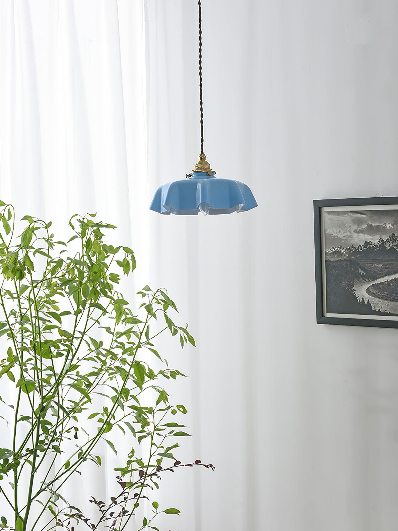 Fransk blomstertaklampa – radiell kronbladsformad kupol, Ø 25 cm