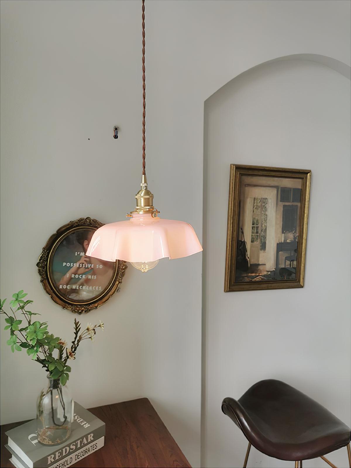 Fransk blomstertaklampa – radiell kronbladsformad kupol, Ø 25 cm