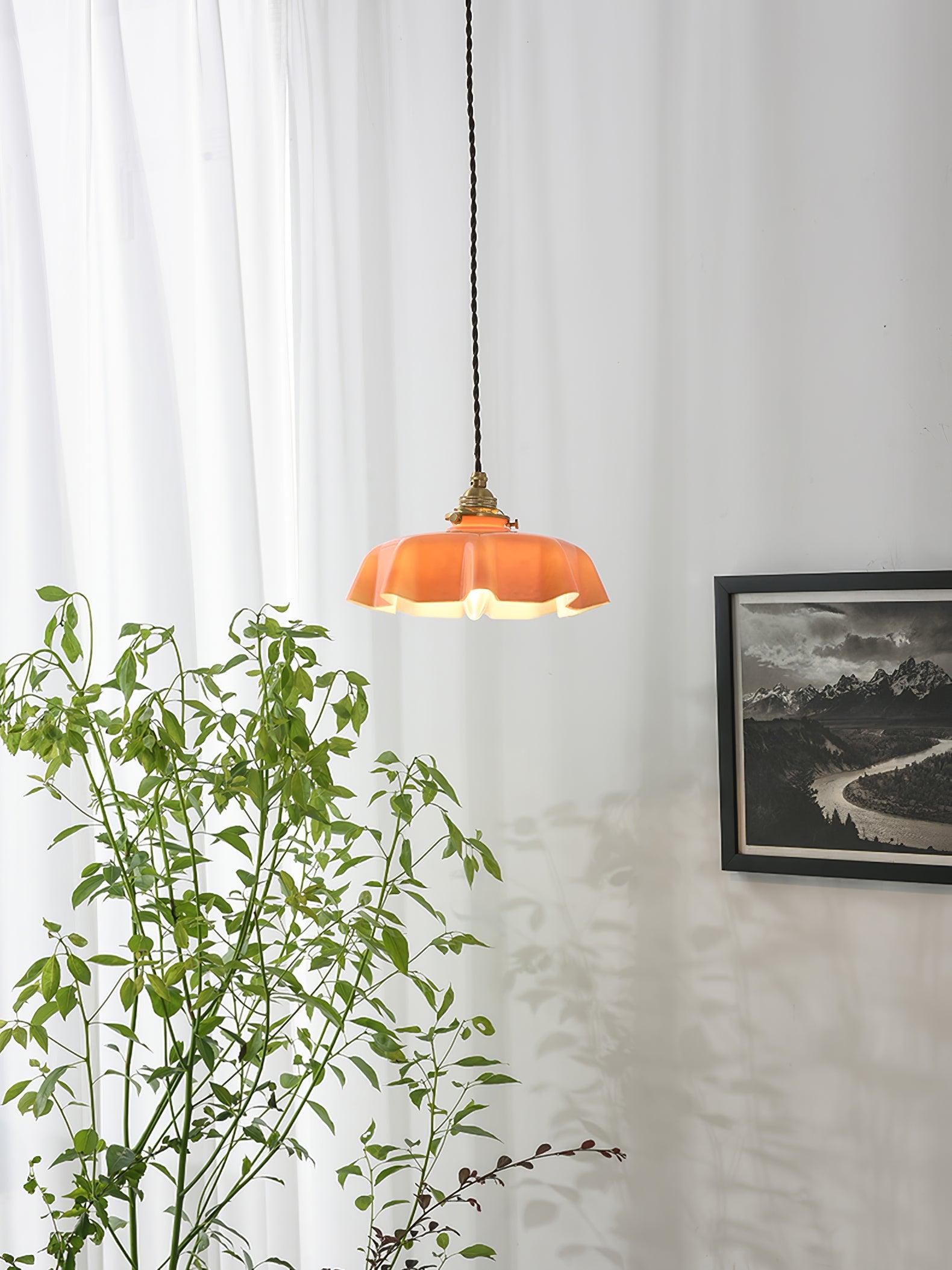 Fransk blomstertaklampa – radiell kronbladsformad kupol, Ø 25 cm