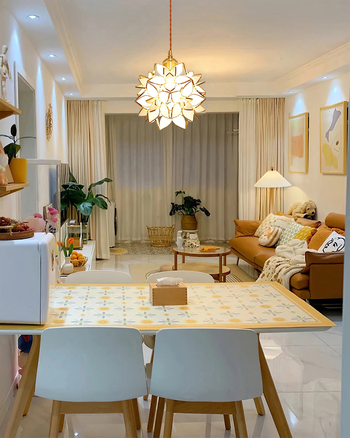 מנורת תלייה לונרה קפיז | Orntli