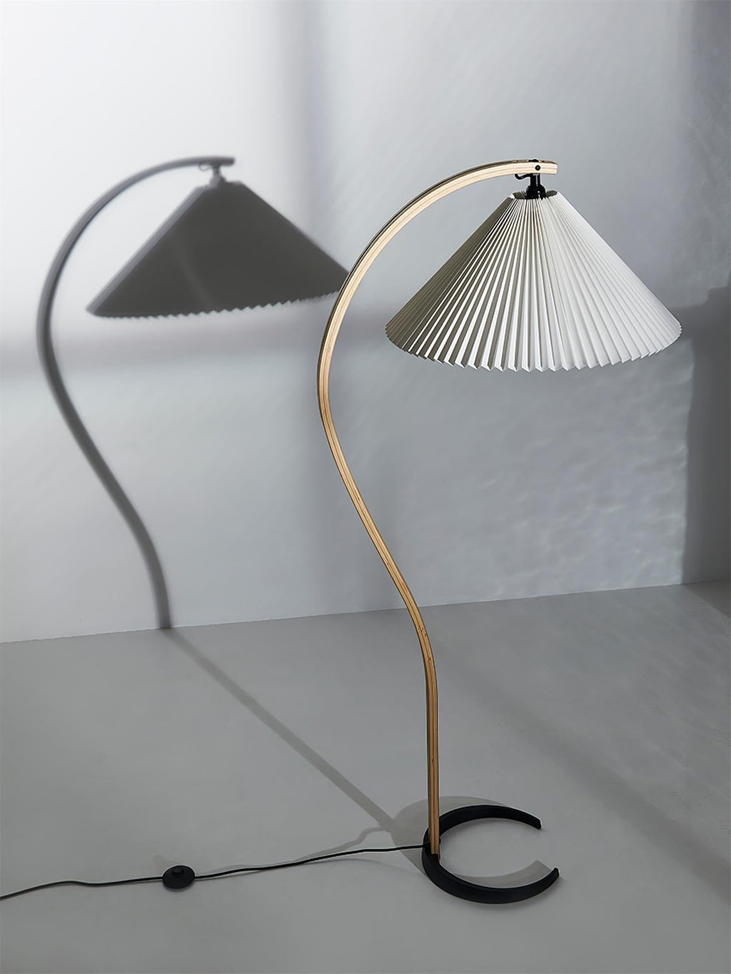 Caprani golvlampa i lantgårdsstil – 150 cm hög, kompatibel med E26/E27