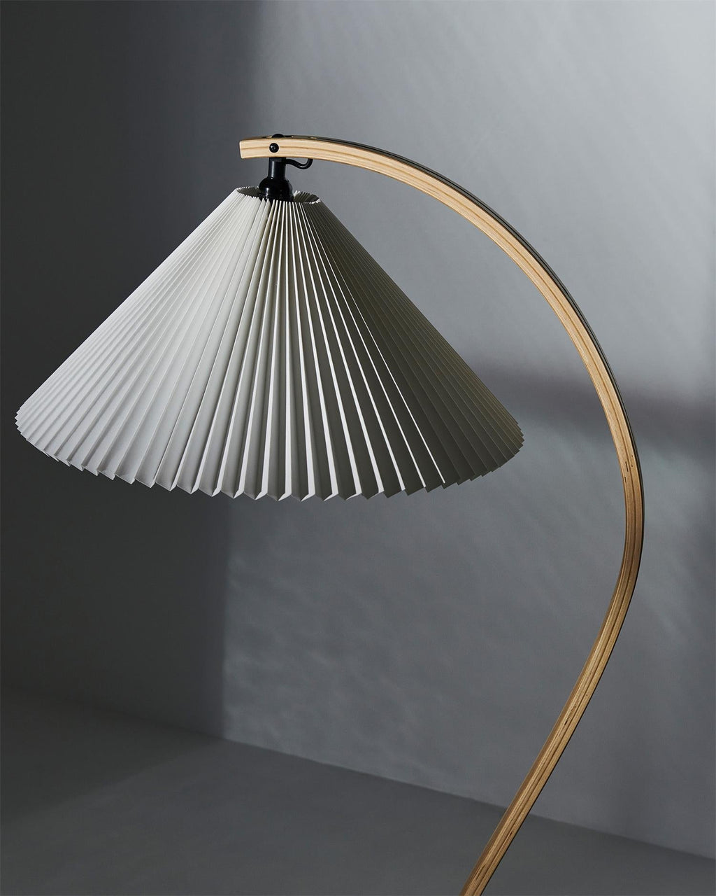 Caprani golvlampa i lantgårdsstil – 150 cm hög, kompatibel med E26/E27