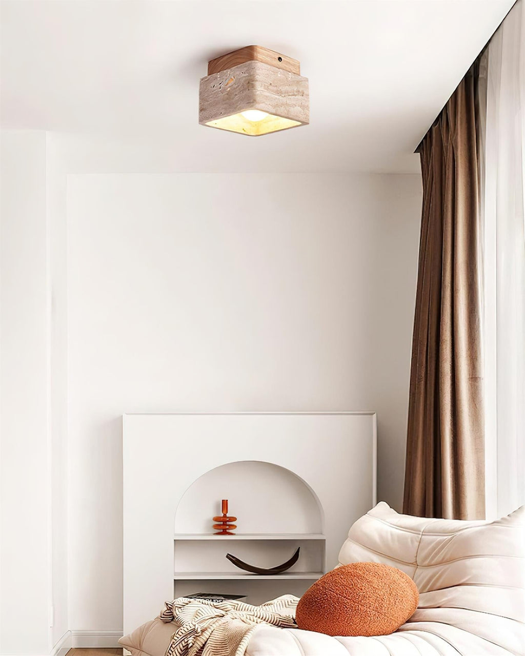 Čtvercové stropní svítidlo Vellin z travertinu — 12cm x 9cm, objímka E26