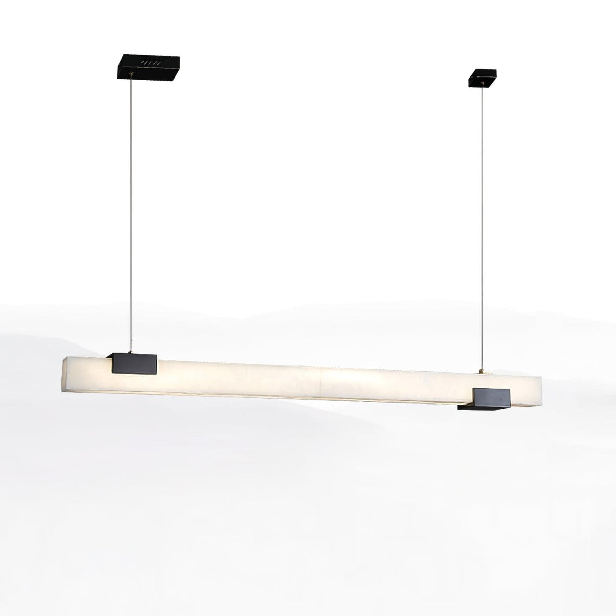 Suspension linéaire minimaliste en albâtre Kaelen — LED intégrée, finition en laiton poli, 100cm, 120cm