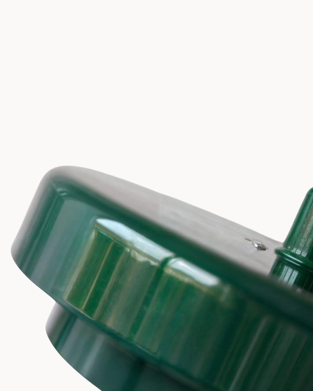 Marinelle | Retro-Style Orange Pendant Light With a Bold Modern Twist | Orntli