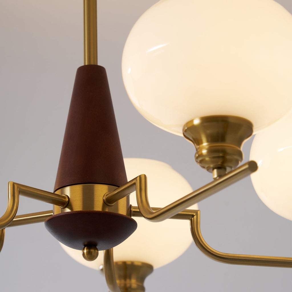 Candeeiro de teto Lustra de 3 luzes — globos de vidro fosco, detalhes em nogueira, 60cm de diâmetro