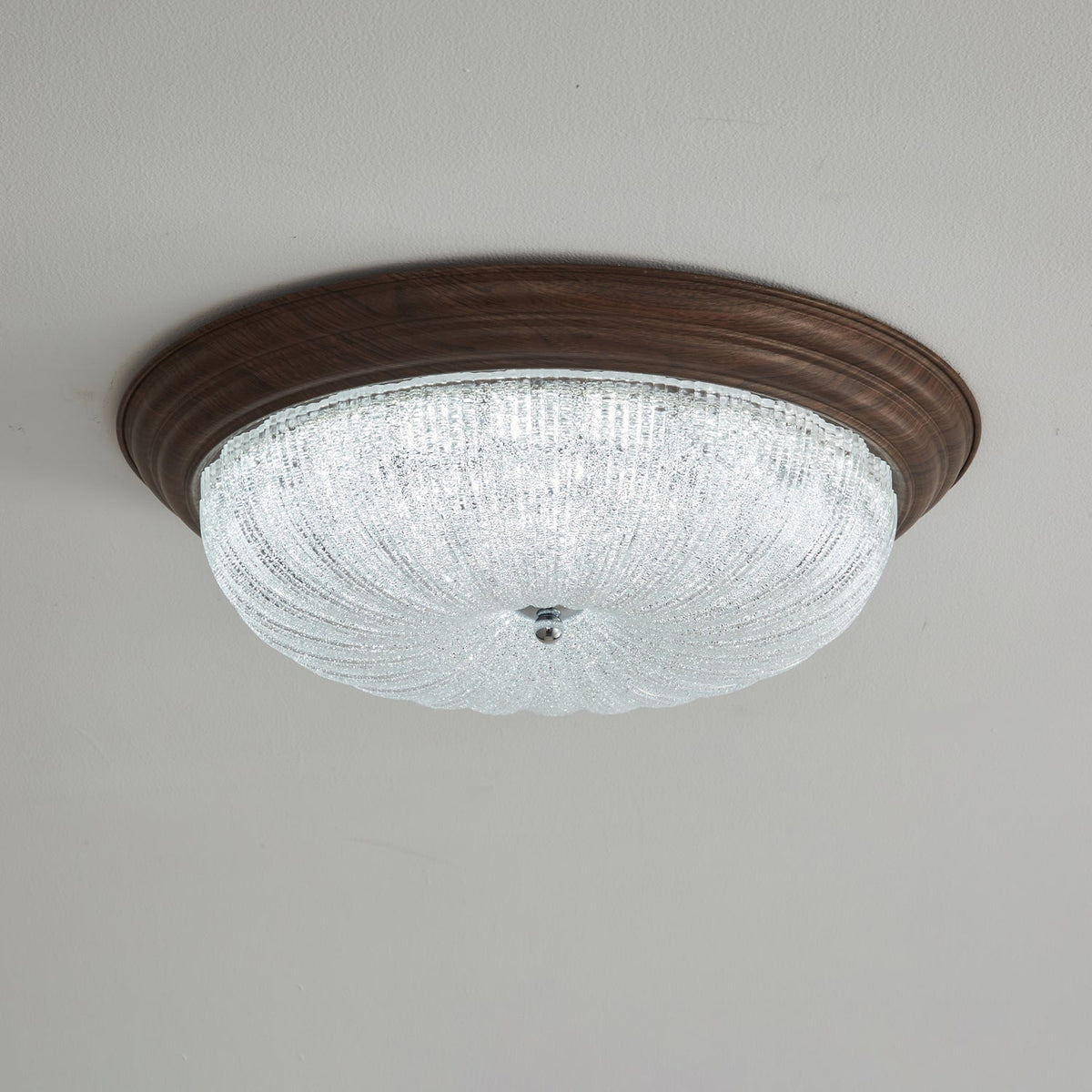 Esorila Premium taklampe i valnøtt og glass – elegant design