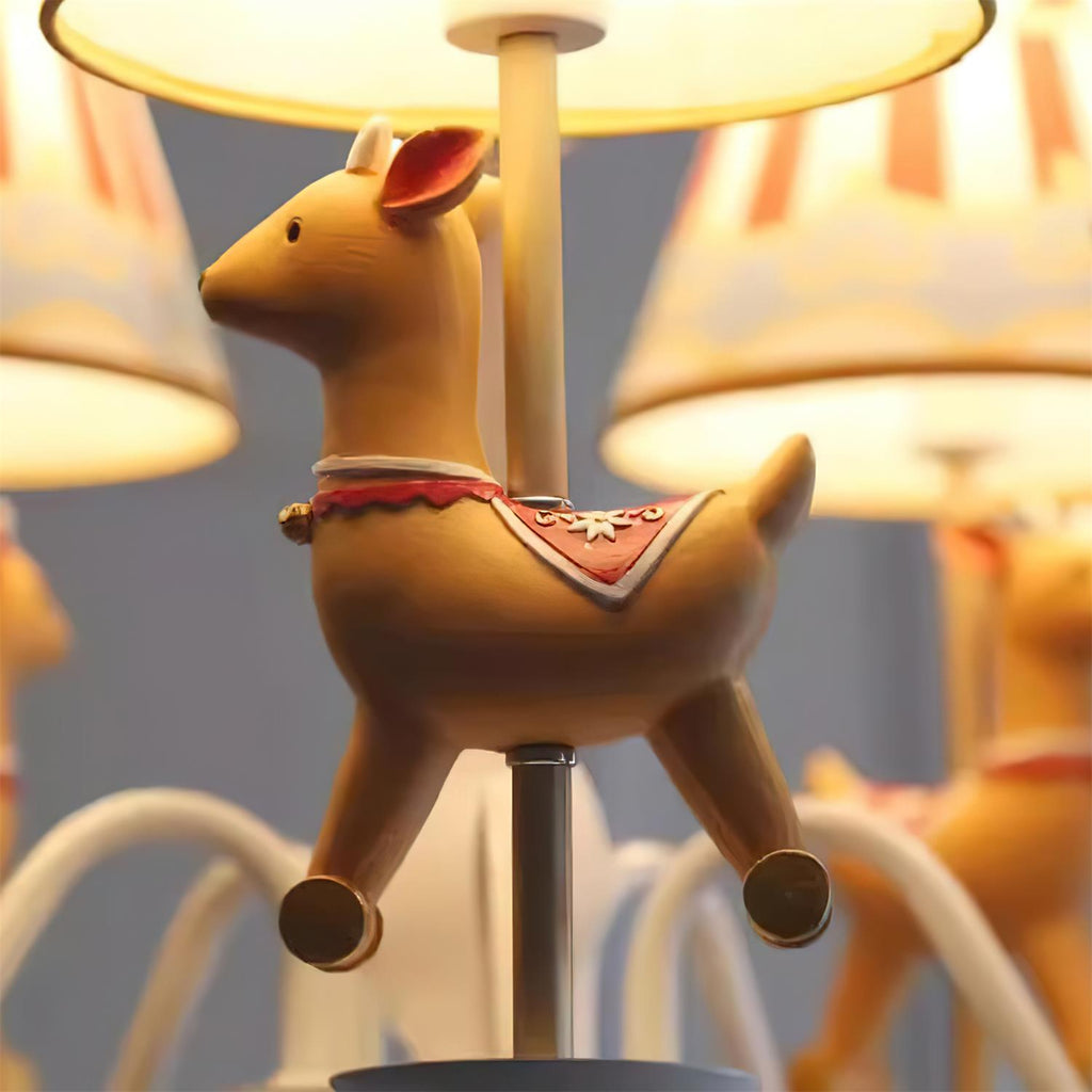 Lustre carrousel Delfio — Disposition à 5 ampoules, diamètre de 67cm, hauteur réglable