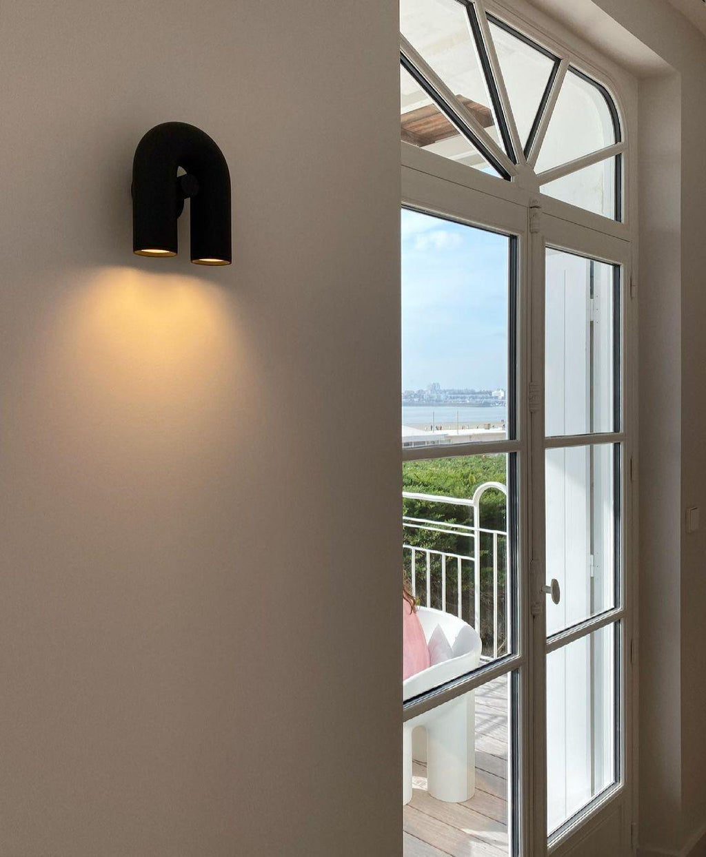Cirkus Wall Lamp — Adjustable U-Shaped Module