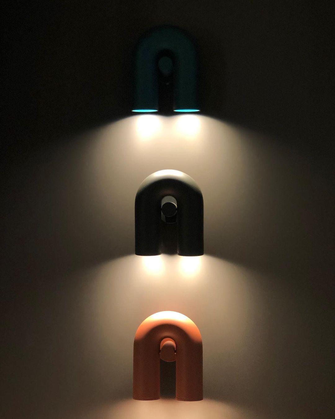 Cirkus Wall Lamp — Adjustable U-Shaped Module