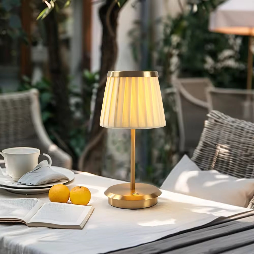 Viora Glow Touch Lampe – Elegante LED-Tischleuchte