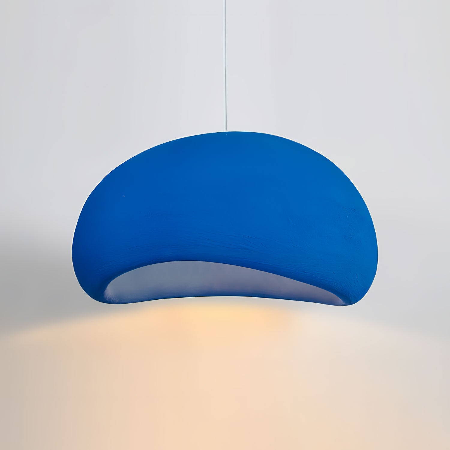 Aethera Cloud-pendellampa — skulptural sfärdesign