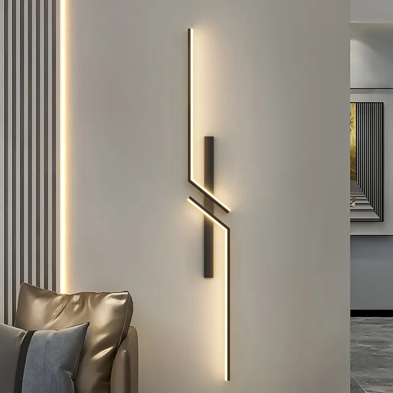 Modern LED Wall Sconce With Vertical Architectural Accent | Orntli