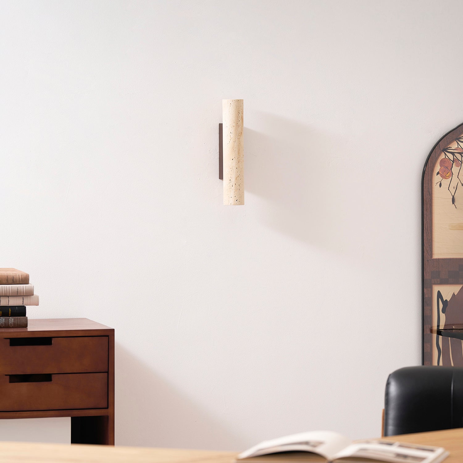 Solis Column Wall Lamp — Minimal Cylindrical Form