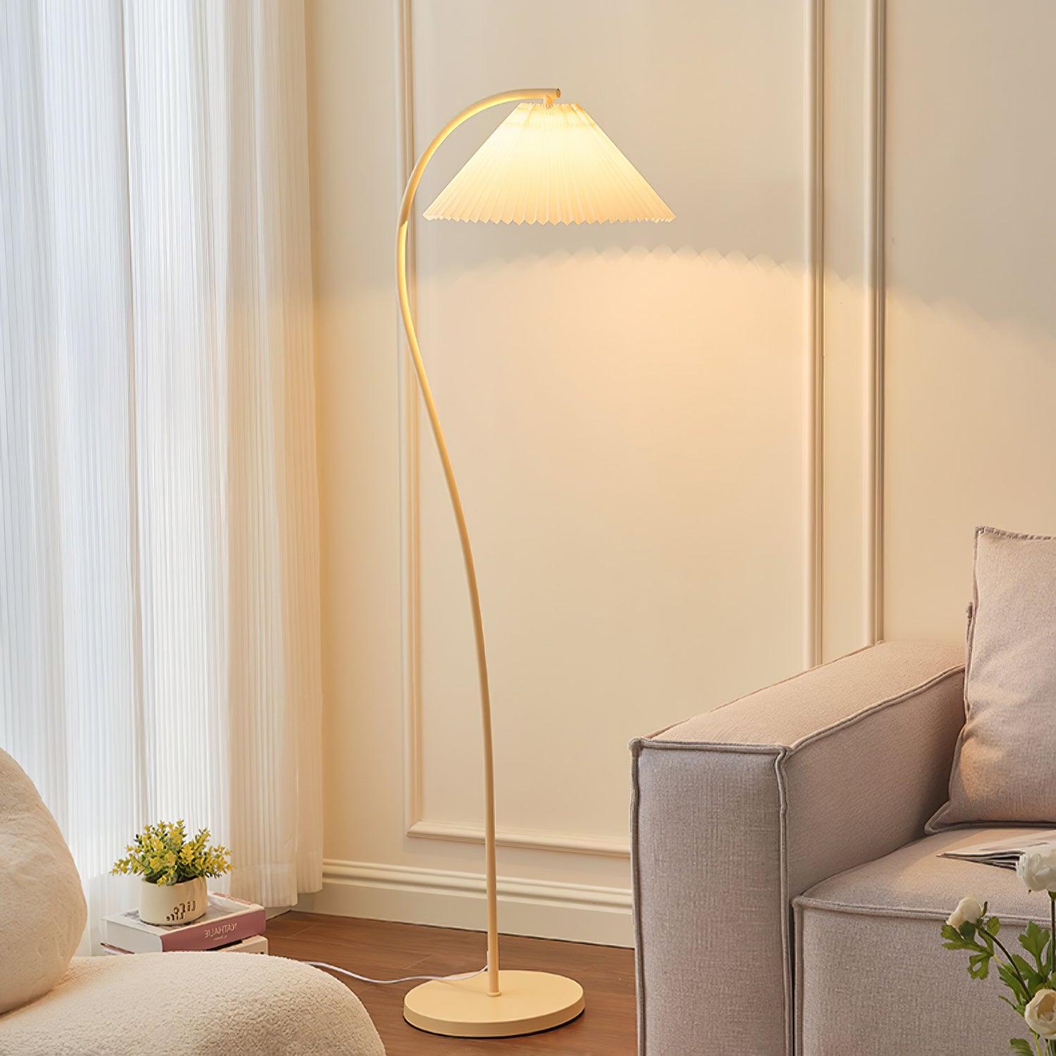 Crescini weiche, plissierte Stehlampe