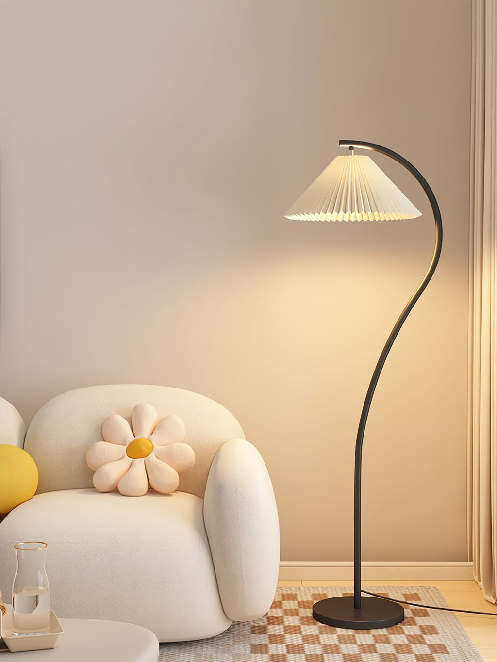 Crescini weiche, plissierte Stehlampe