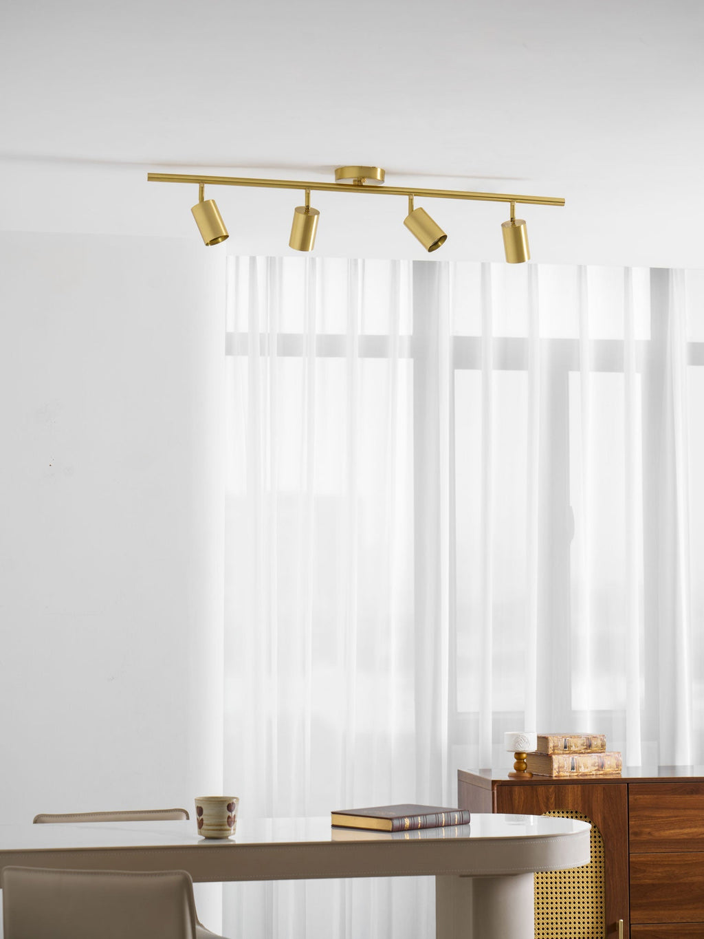 Lampada da soffitto cilindrica in ottone — lunghezza della sospensione regolabile