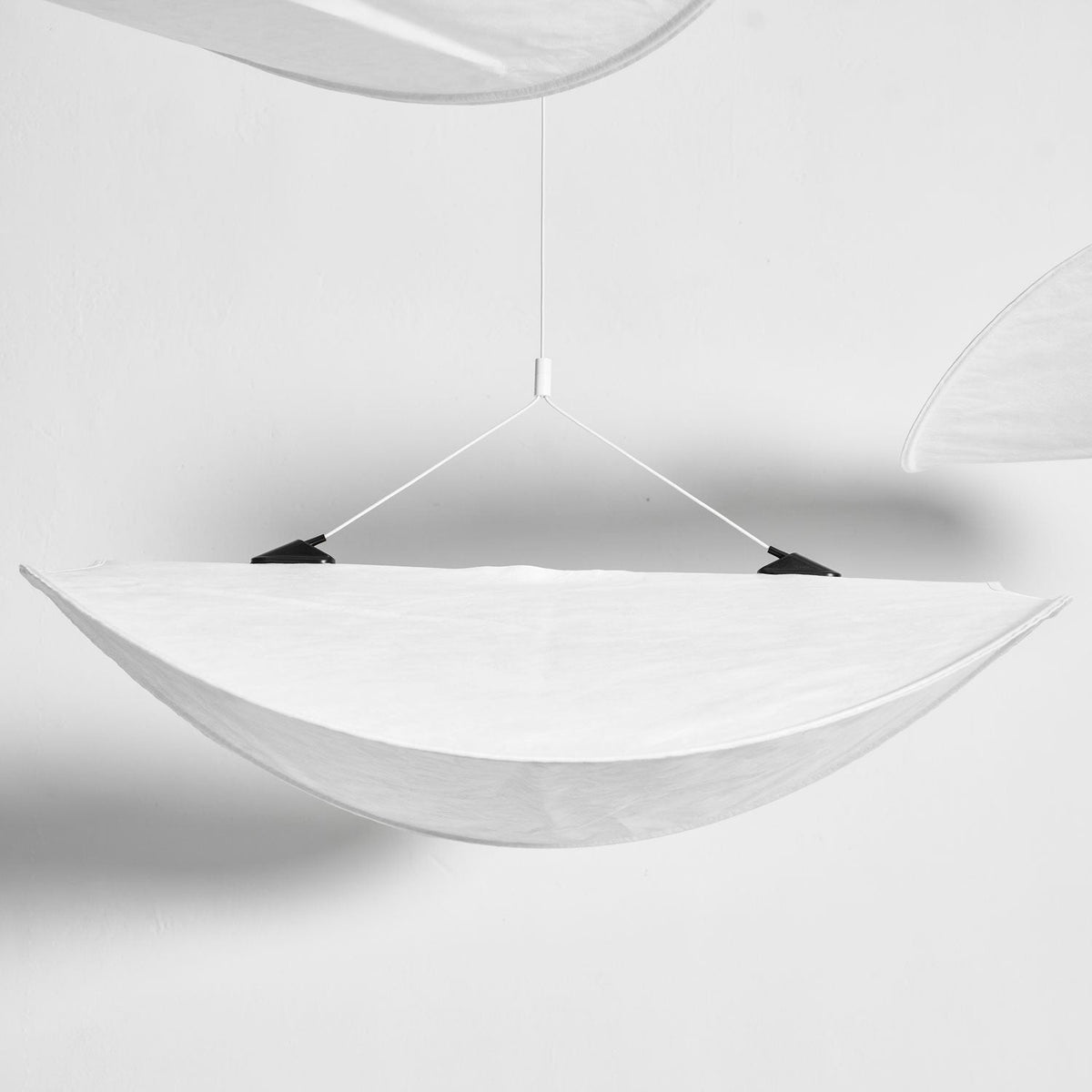 Tense Tyvek Pendant Lamp — Multi-Disc Arrangement