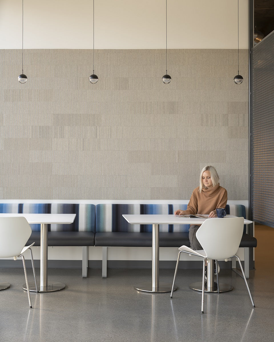 مصباح معلق LED بفن عصري — غطاء ثنائي اللون قابل للدوران