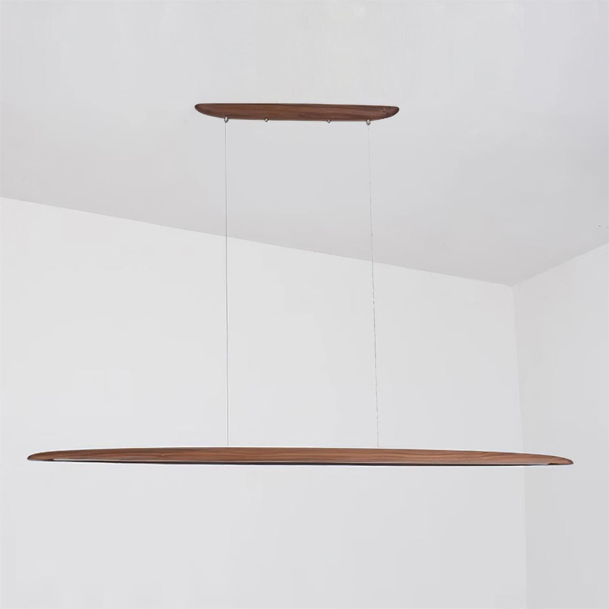Lampada a sospensione LED in legno Duvane da 130cm — 24W 3000K bianco caldo, cablaggio fisso
