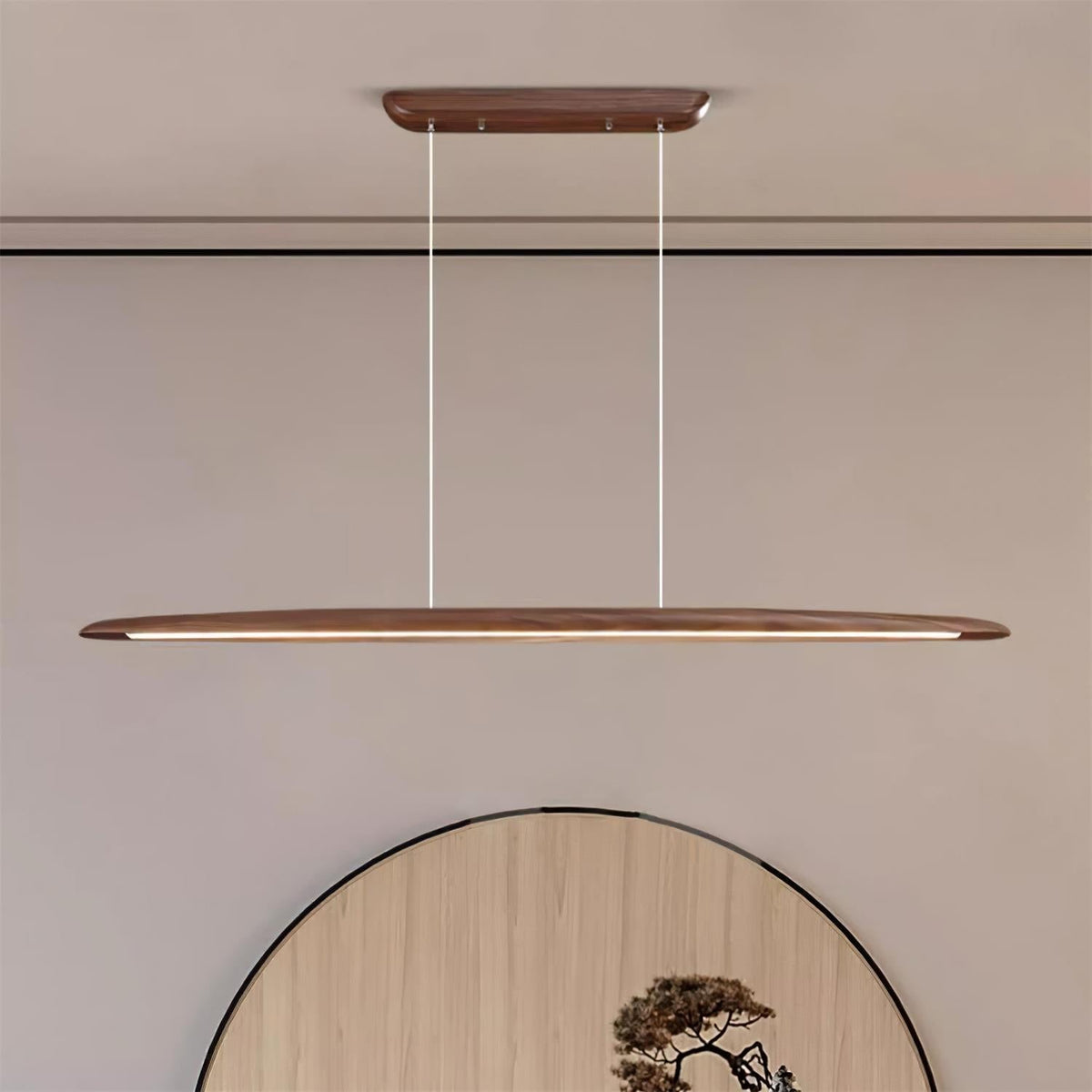 Lampada a sospensione LED in legno Duvane da 130cm — 24W 3000K bianco caldo, cablaggio fisso