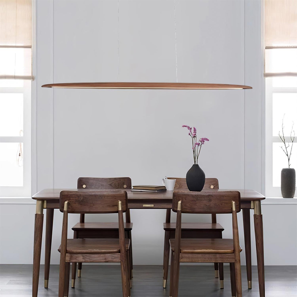 Lampada a sospensione LED in legno Duvane da 130cm — 24W 3000K bianco caldo, cablaggio fisso