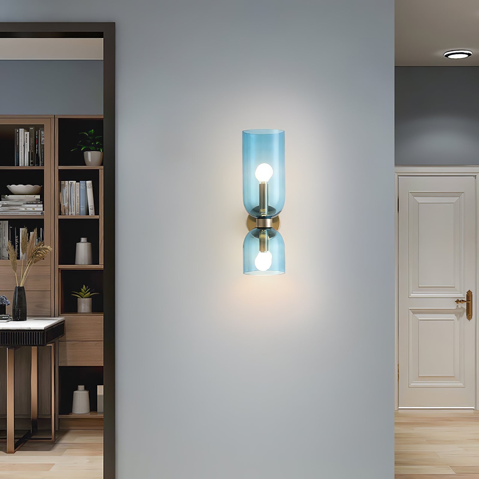 Edie moderne vegglampe – skulpturelt søyledesign, varm belysning