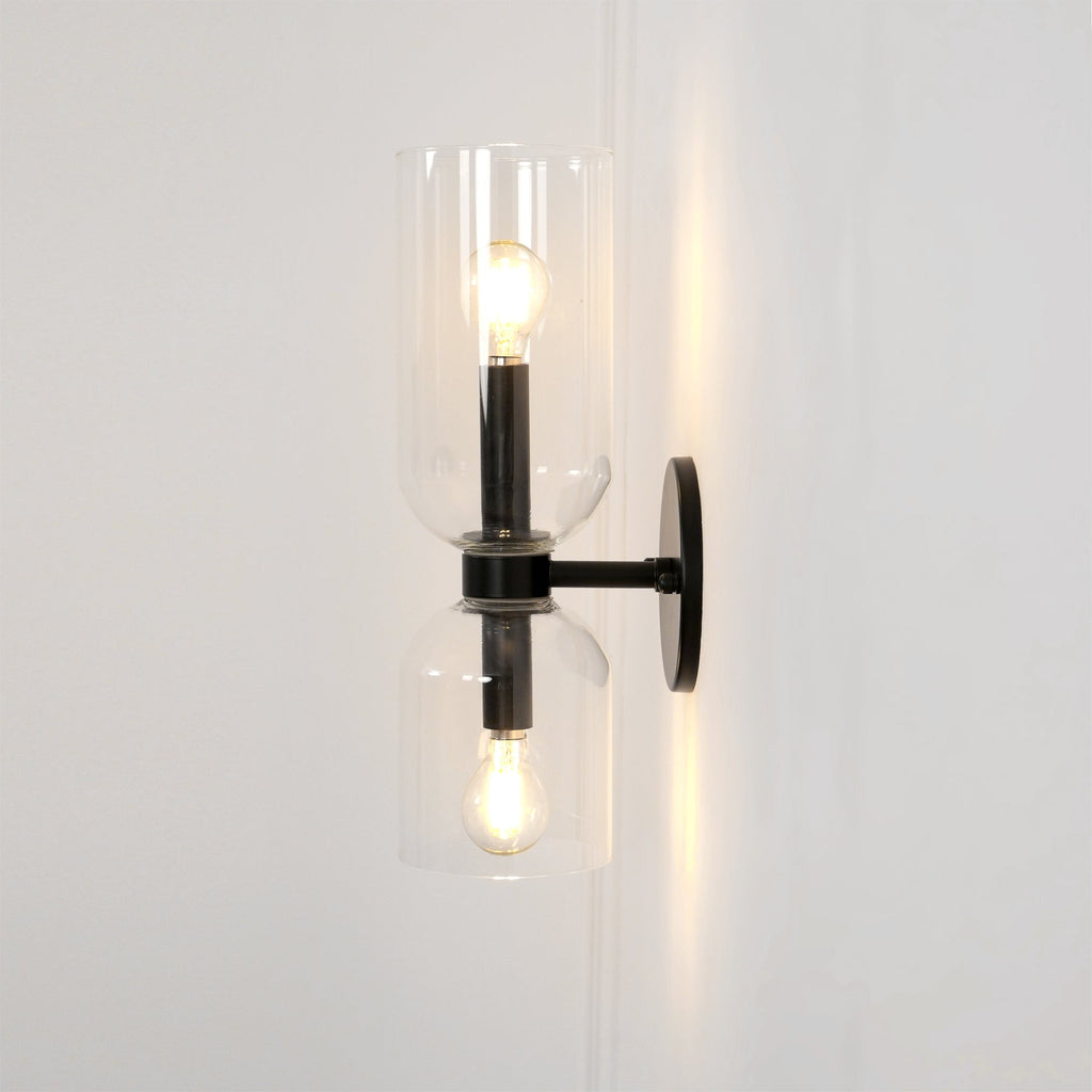 Edie moderne vegglampe – skulpturelt søyledesign, varm belysning